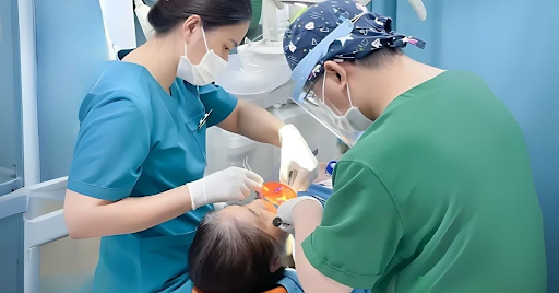 Finding a cosmetic surgeon in Da Nang is easy or difficult?