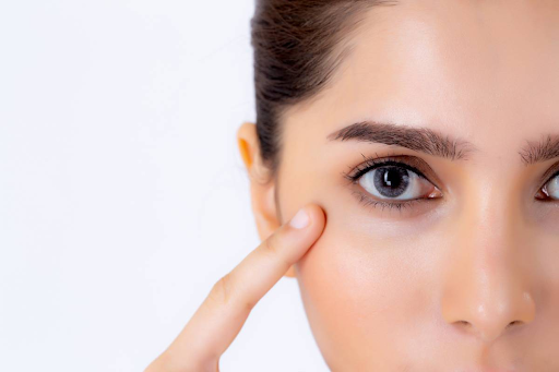 European eye aging improvement method
